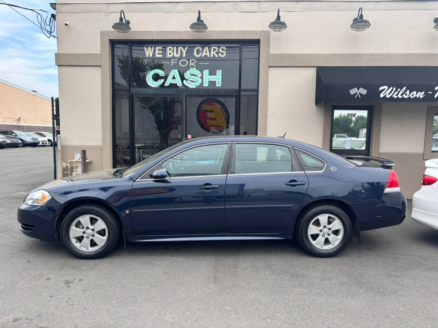 2009 Chevrolet Impala LT - Photo 2