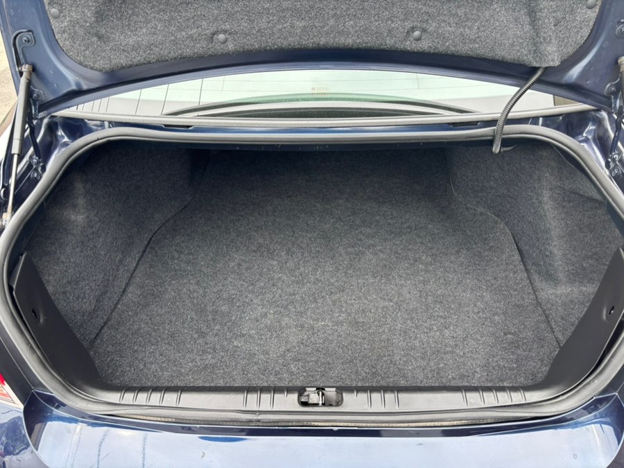 2009 Chevrolet Impala LT - Photo 15