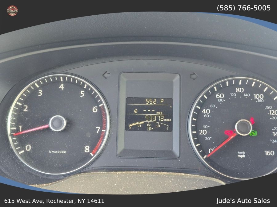 Volkswagen Jetta photo 14