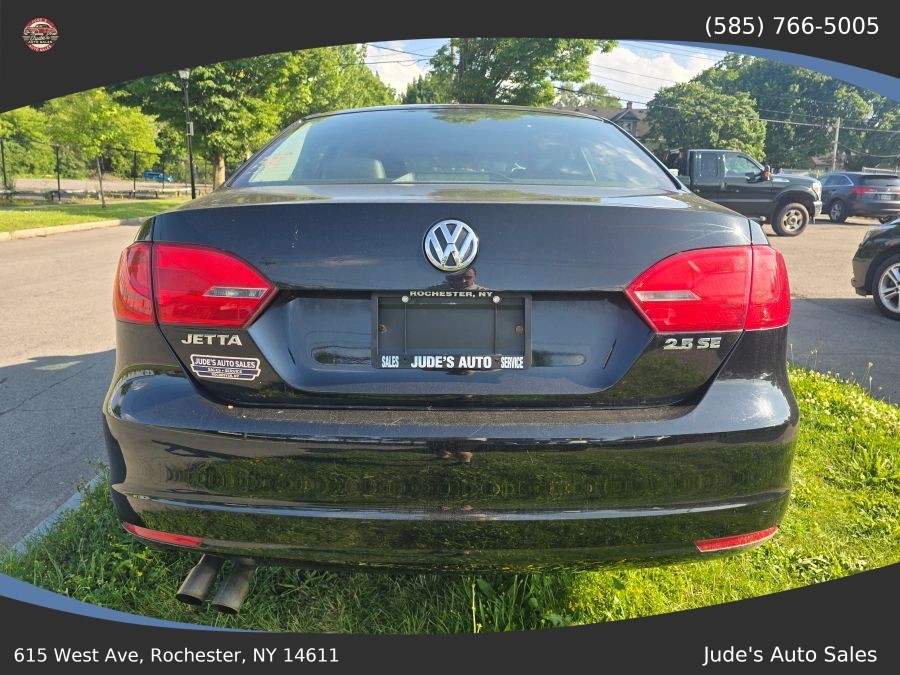 Volkswagen Jetta photo 6
