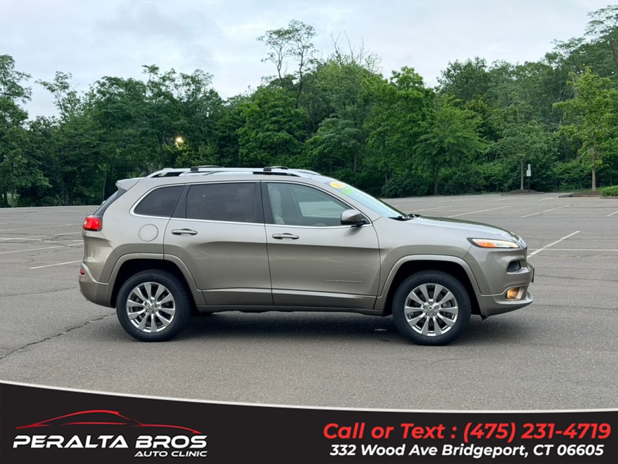 2016 Jeep Cherokee Overland - Photo 6