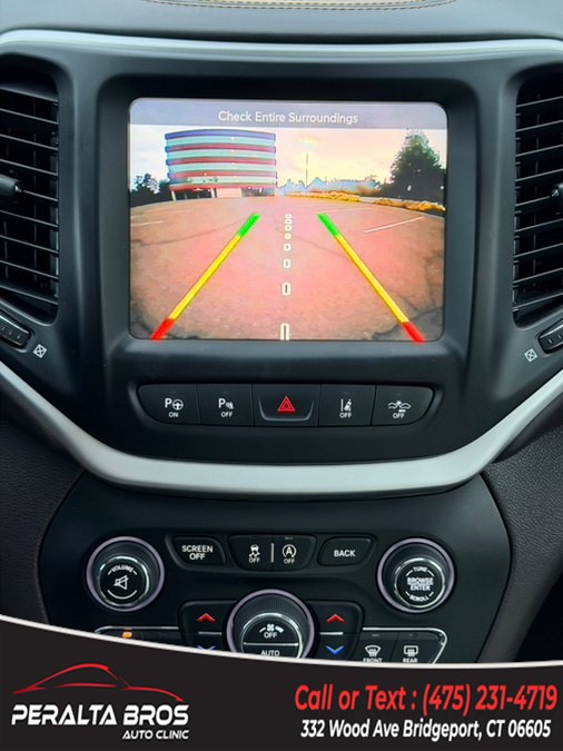 2016 Jeep Cherokee Overland - Photo 13