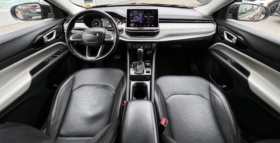 2022 Jeep Compass Limited - Photo 8