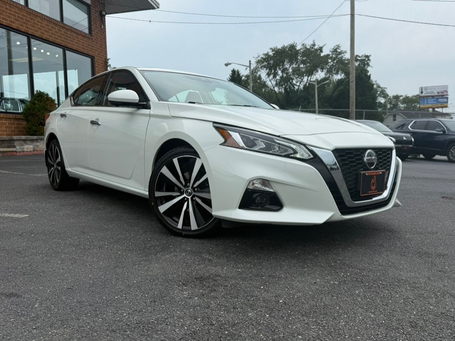 2022 Nissan Altima 2.5 Platinum AWD