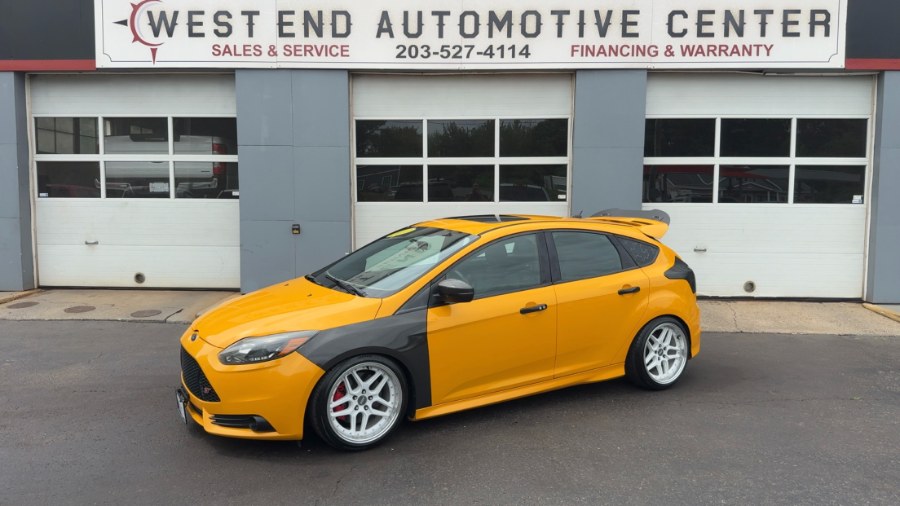 Tangerine Scream Tri-Coat 2013 Ford Focus Hatchback Front-Wheel Drive Manual
