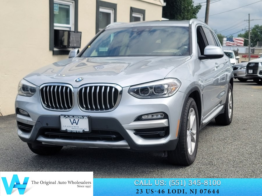 View vehicle photo 3