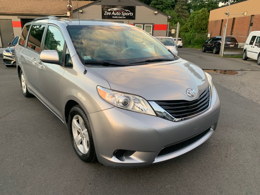 2011 Toyota Sienna LE 8-Passenger