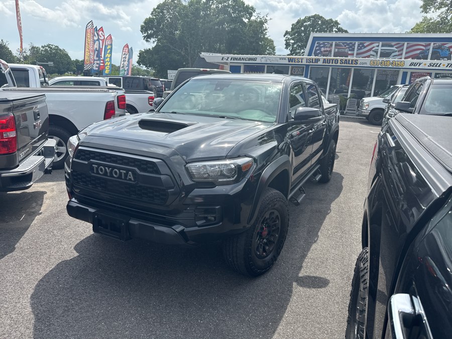 Midnight Black Metallic 2019 Toyota Tacoma Pickup Truck Four-Wheel Drive Automatic