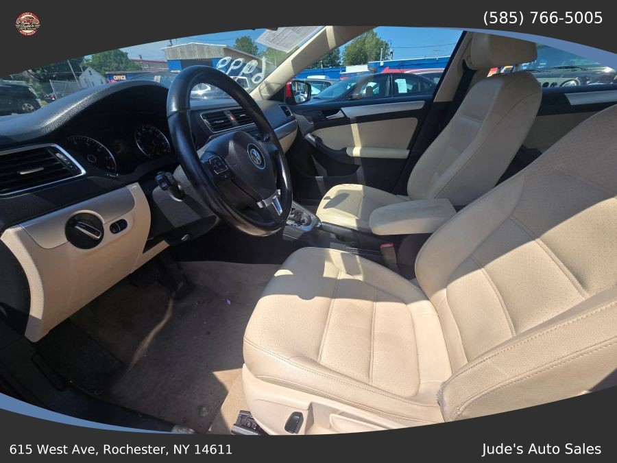 Volkswagen Jetta photo 11