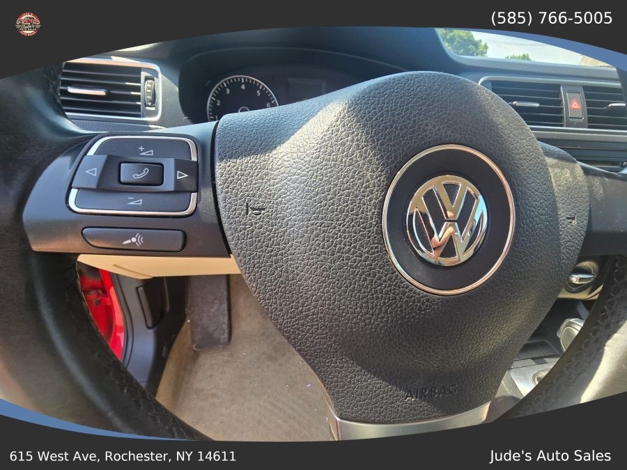 Volkswagen Jetta photo 15