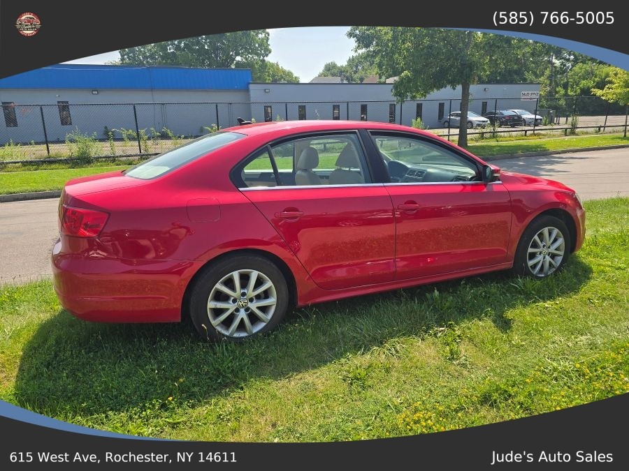 Volkswagen Jetta photo 4