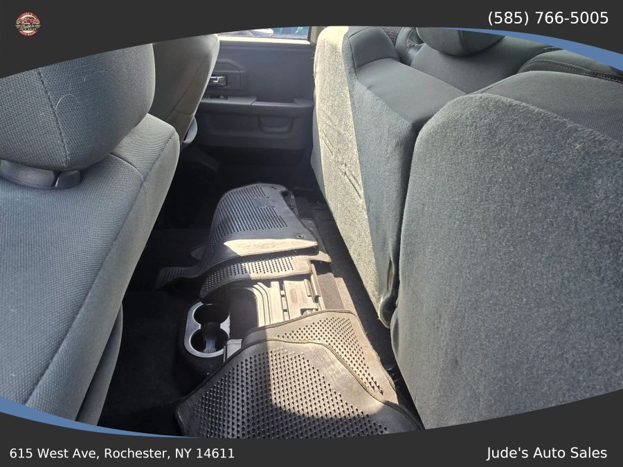 Ram 1500 Quad Cab photo 11