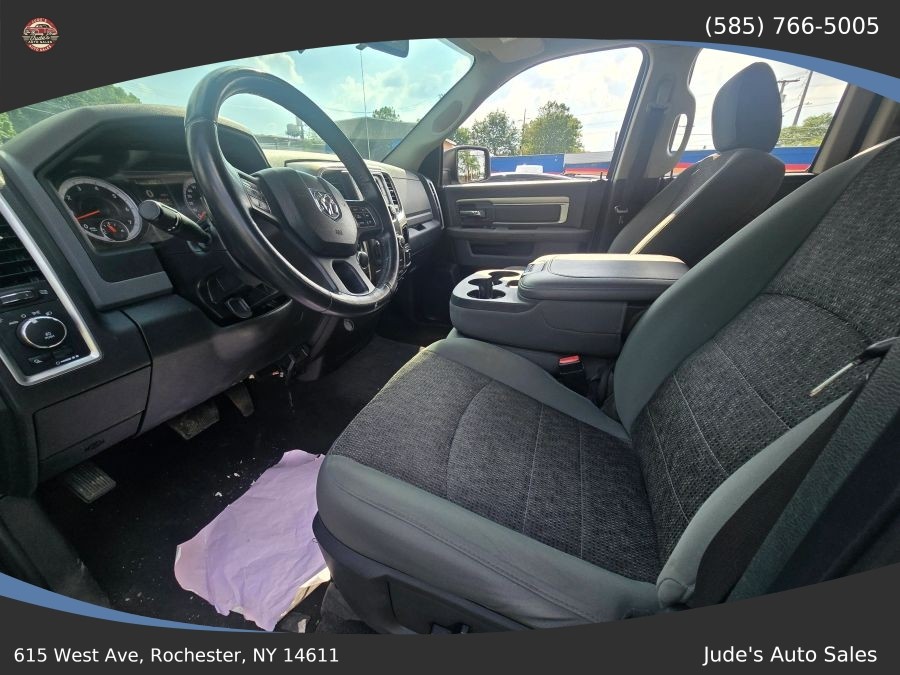Ram 1500 Quad Cab photo 12