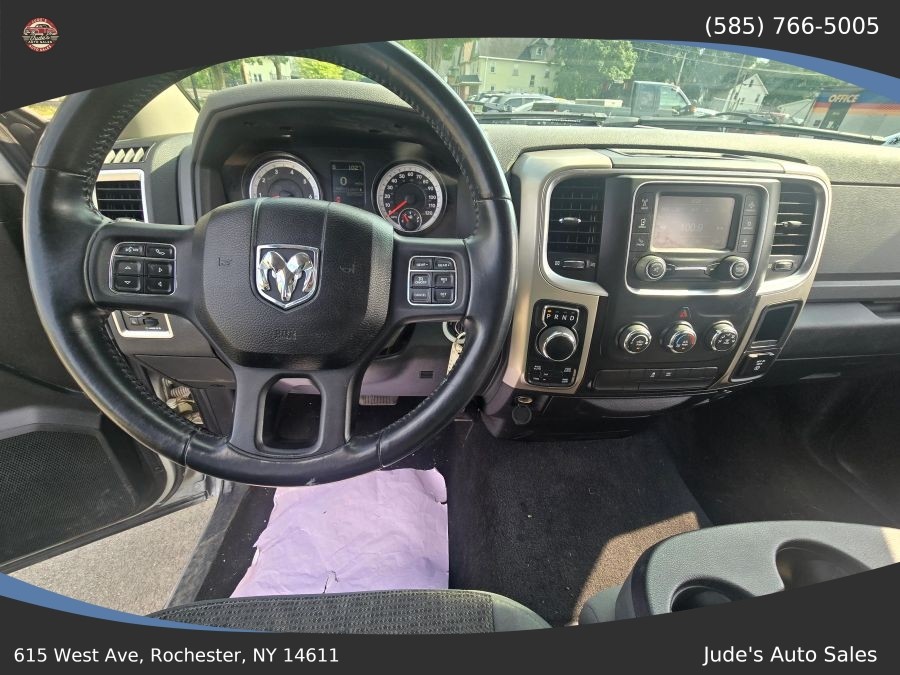 Ram 1500 Quad Cab photo 13