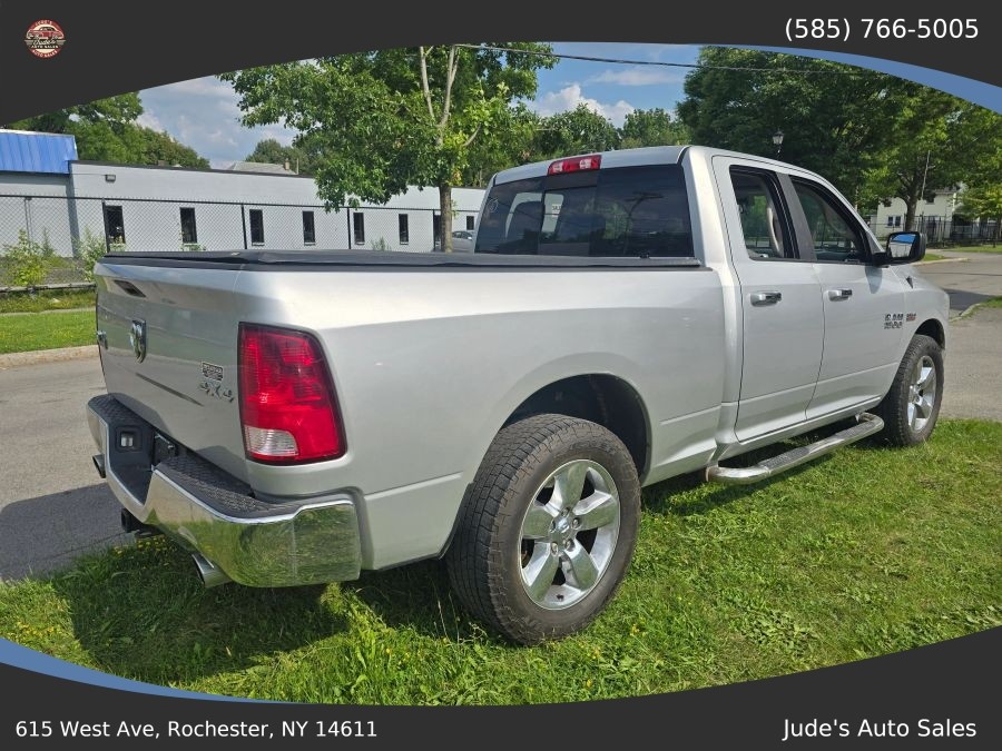 Ram 1500 Quad Cab photo 5