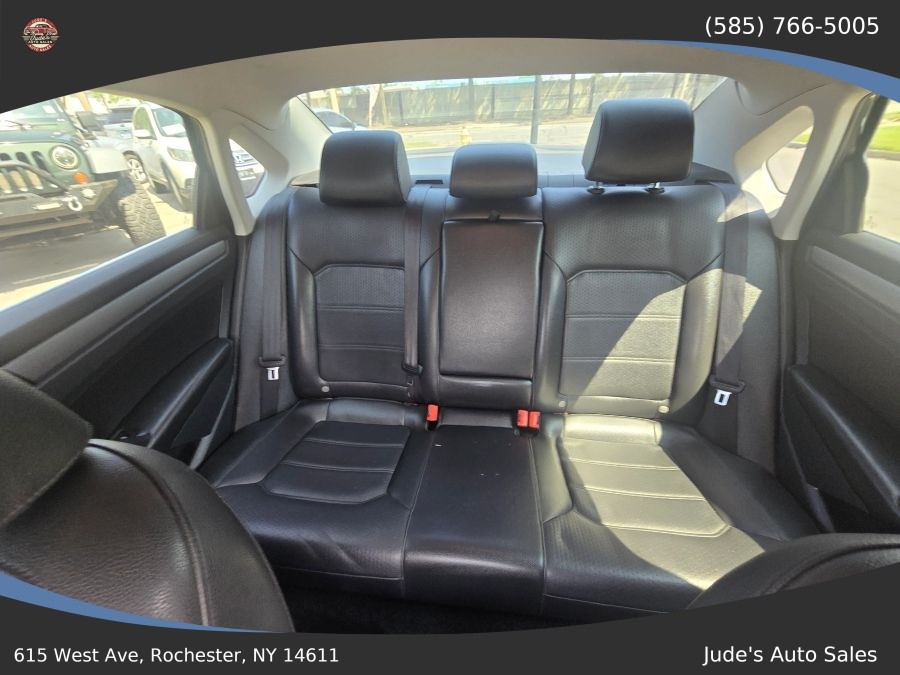 Volkswagen Passat photo 12