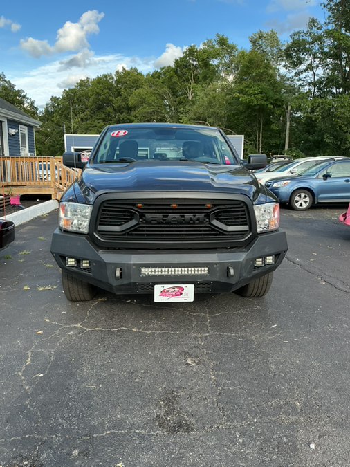 View vehicle photo 2