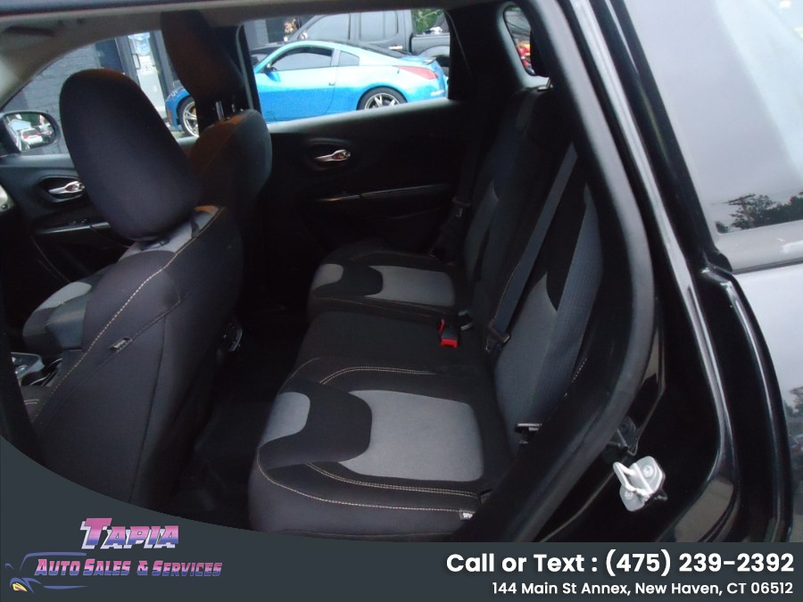 2016 Jeep Cherokee Sport - Photo 9