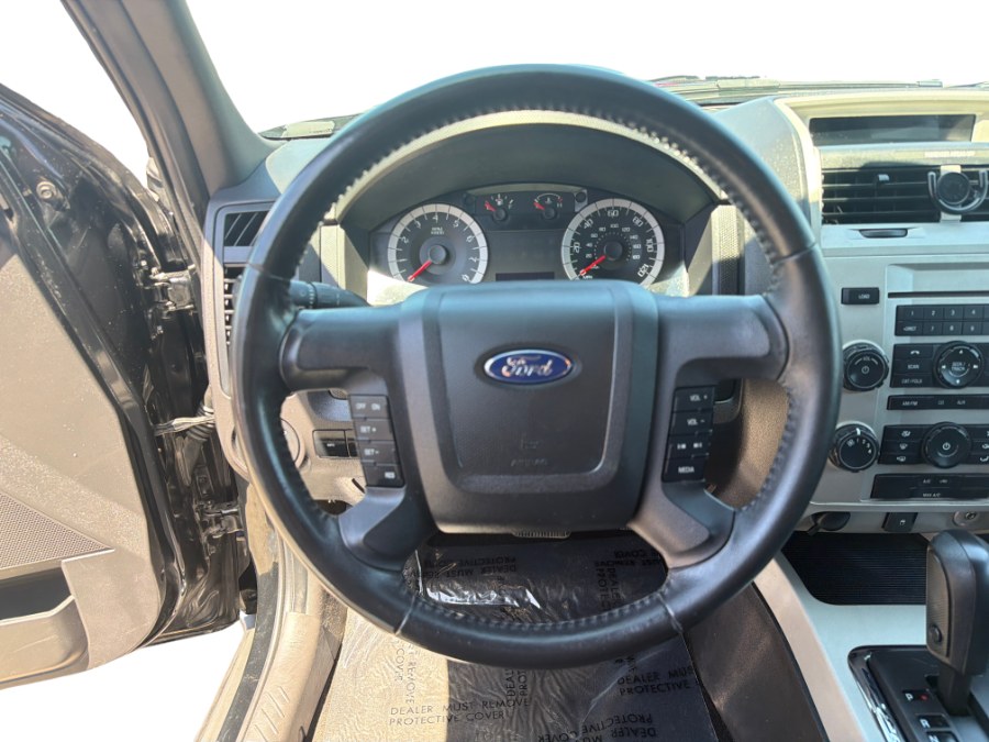 2010 Ford Escape XLT - Photo 17