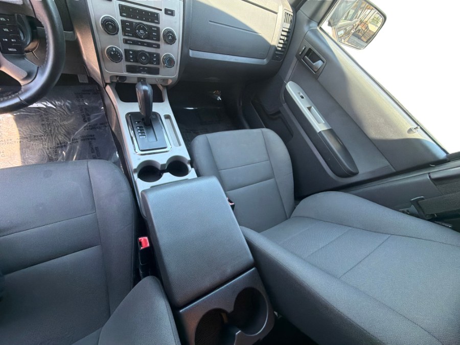 2010 Ford Escape XLT - Photo 19