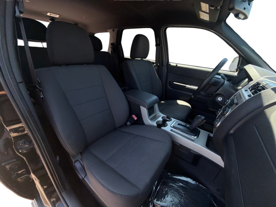2010 Ford Escape XLT - Photo 14