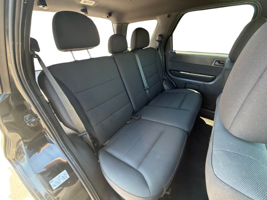 2010 Ford Escape XLT - Photo 16
