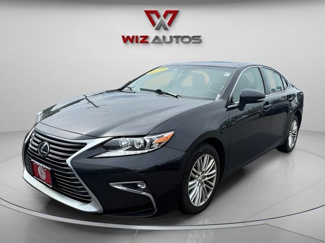 Used 2017 Lexus Es in Stratford, Connecticut | Wiz Leasing Inc. Stratford, Connecticut