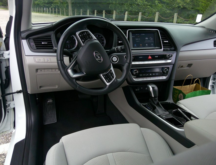 2019 Hyundai Sonata - $16,800