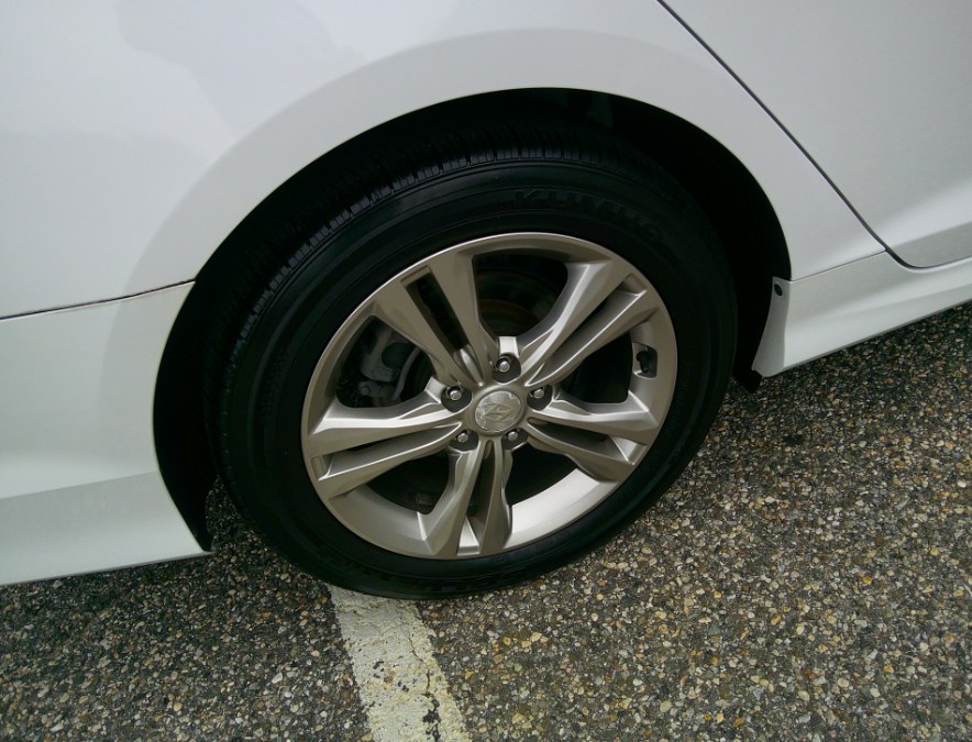 2019 Hyundai Sonata - $16,800