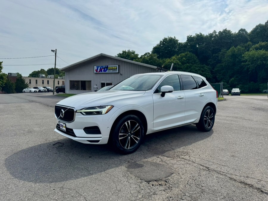 Crystal White Pearl Metallic 2019 Volvo XC60 SUV / Crossover All-Wheel Drive Automatic