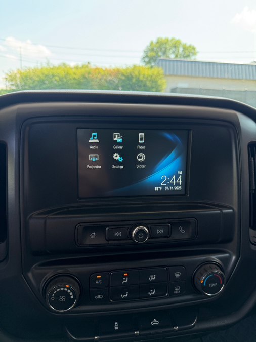2018 Chevrolet Silverado 1500 Custom - Photo 16