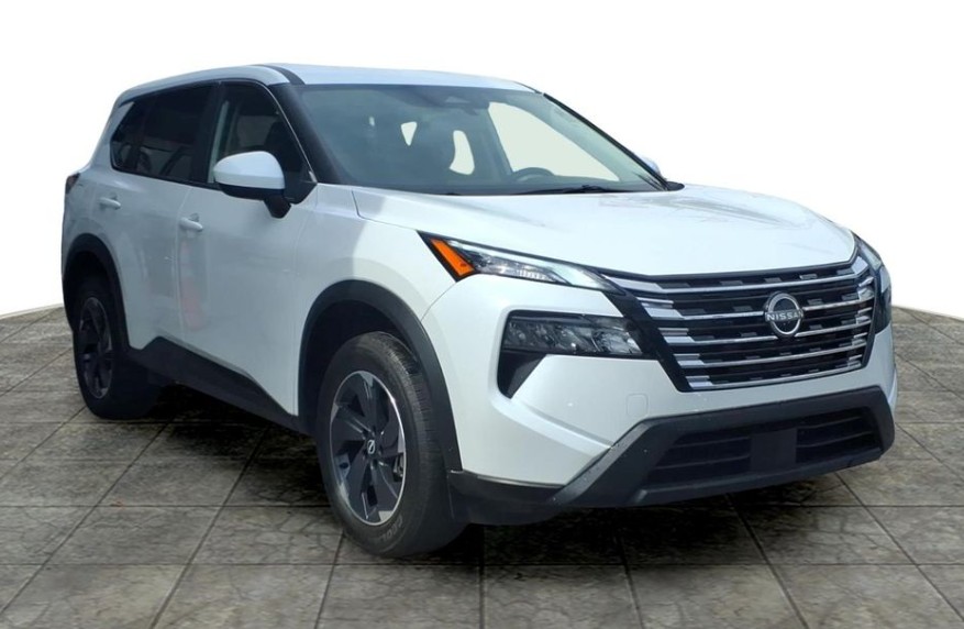 Used 2025 Nissan Rogue in Elmont, New York | AutoLux. Elmont, New York