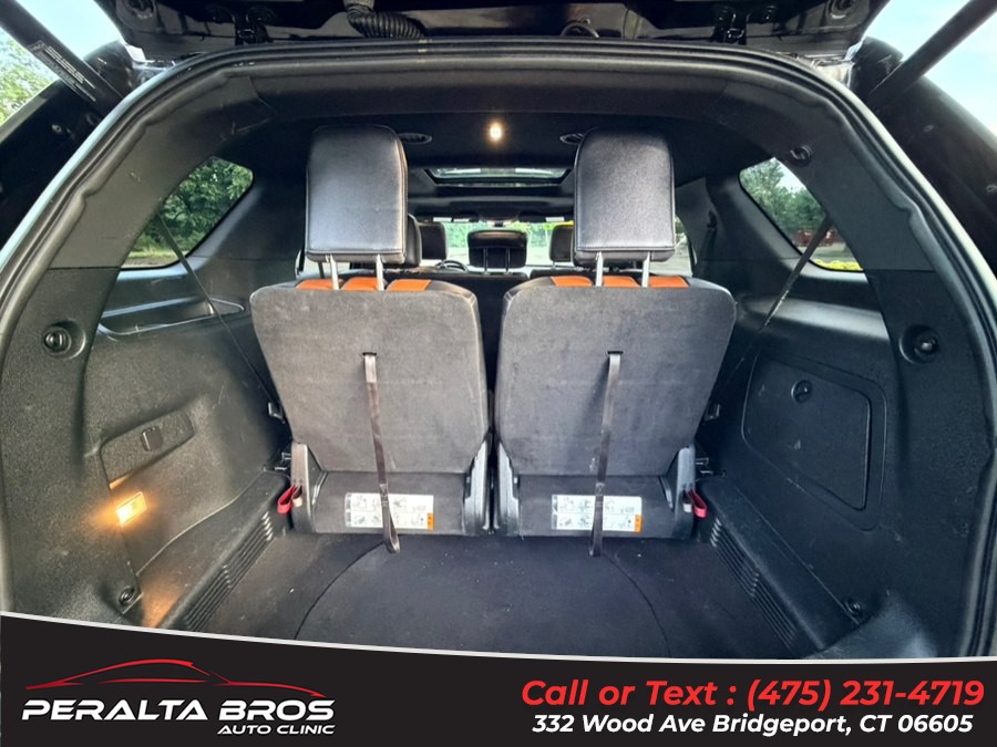 2019 Ford Explorer XLT - Photo 18