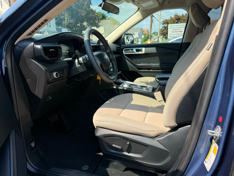 2020 Ford Explorer Base - Photo 6