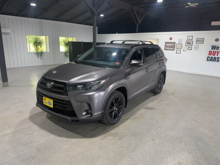 Used 2019 Toyota Highlander in Pittsfield, Maine | Maine Central Motors. Pittsfield, Maine
