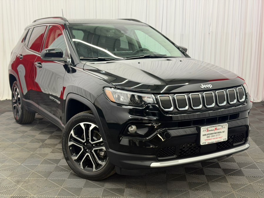 Used 2022 Jeep Compass in Paterson, New Jersey | Speedway Motors LLC. Paterson, New Jersey