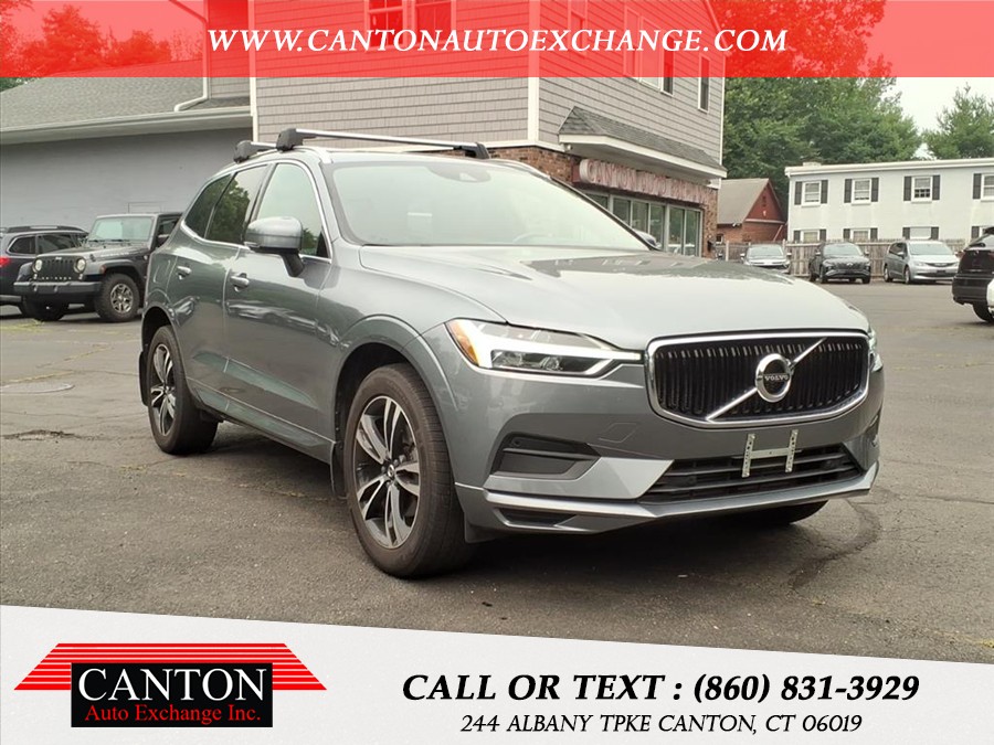 2020 Volvo XC60 Momentum AWD photo