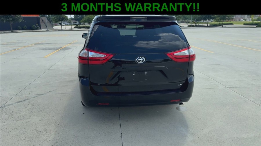 2017 Toyota Sienna LE - Photo 6