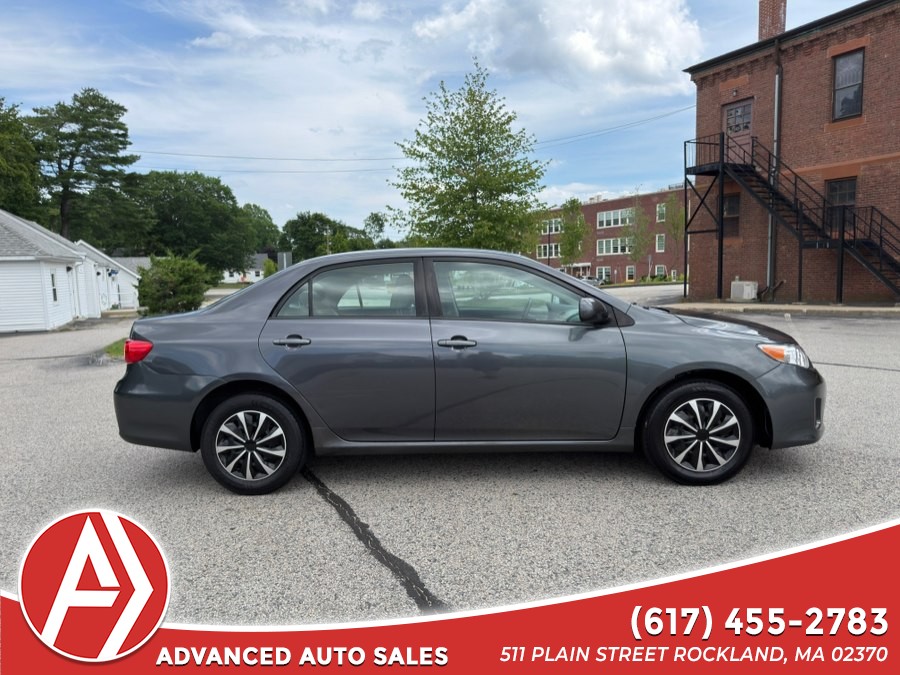 2011 Toyota Corolla LE - Photo 7