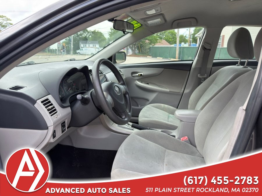 2011 Toyota Corolla LE - Photo 11