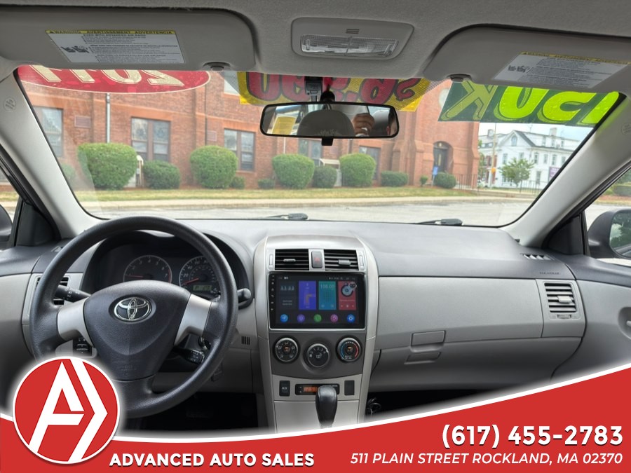 2011 Toyota Corolla LE - Photo 9
