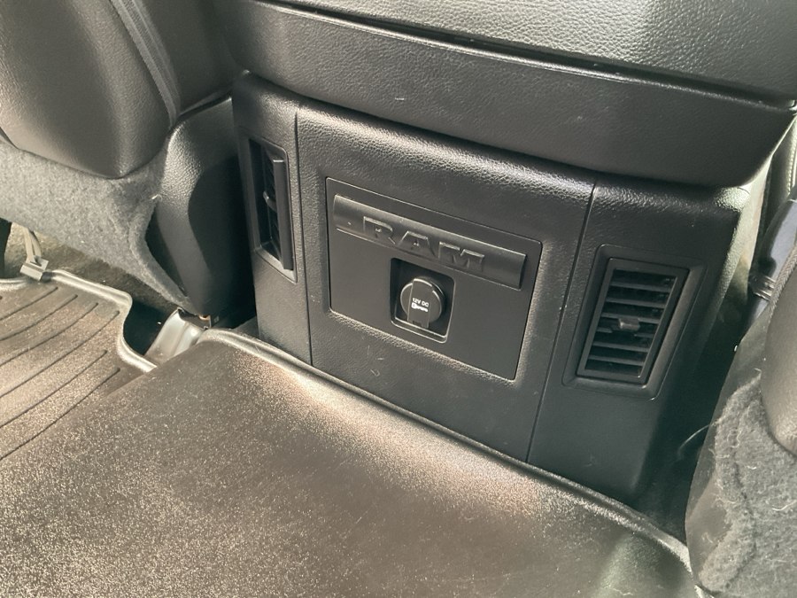 2015 RAM Ram 1500 Pickup Sport - Photo 21