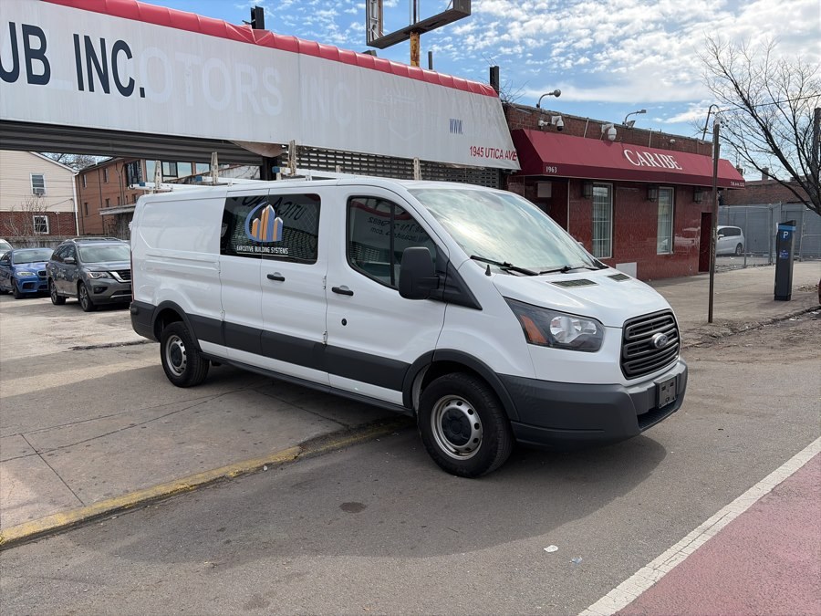Used 2018 Ford Transit Van in Brooklyn, New York | Utica Auto Hub Inc. Brooklyn, New York