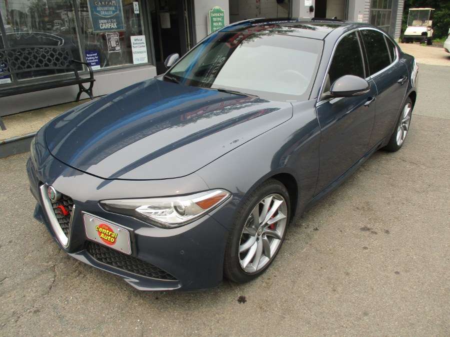 Lipari Gray Metallic 2019 Alfa Romeo Giulia Sedan All-Wheel Drive Automatic