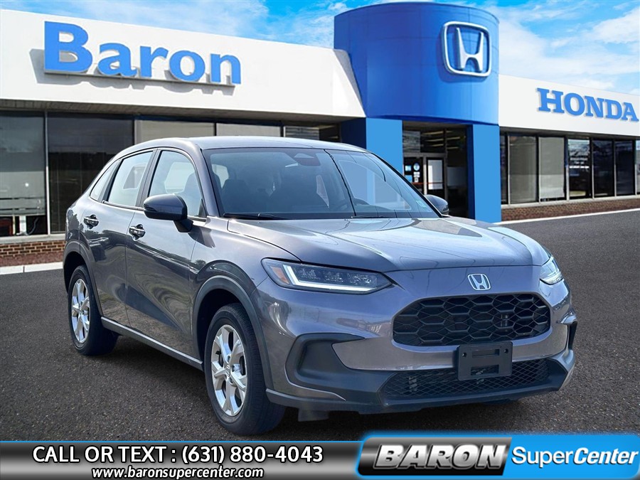 Used 2023 Honda Hr-v in Patchogue, New York | Baron Supercenter. Patchogue, New York