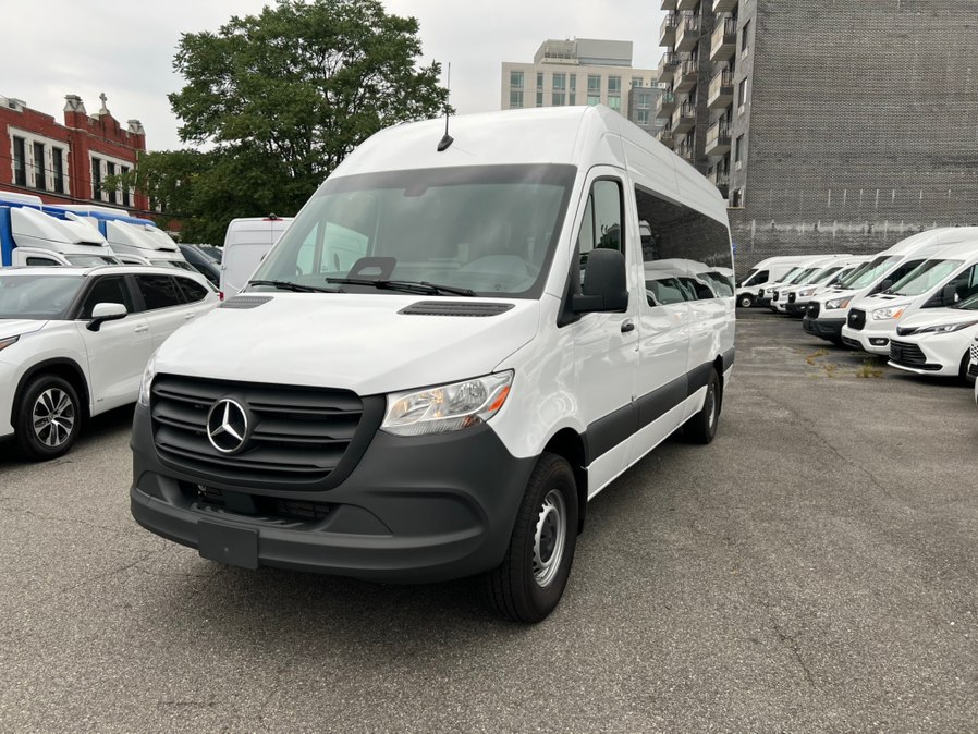 Arctic White 2026 Mercedes-Benz Sprinter Van Rear-Wheel Drive Automatic