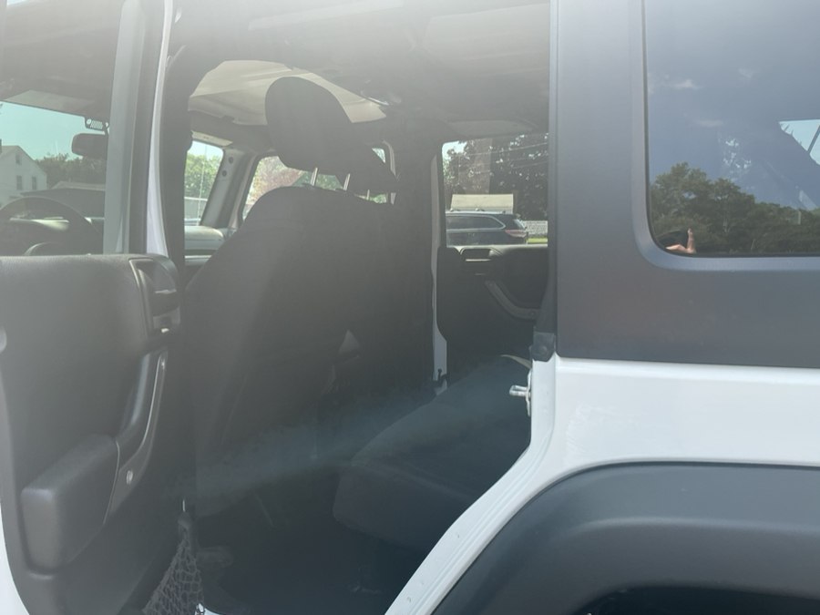2017 Jeep Wrangler Unlimited Sport S - Photo 14