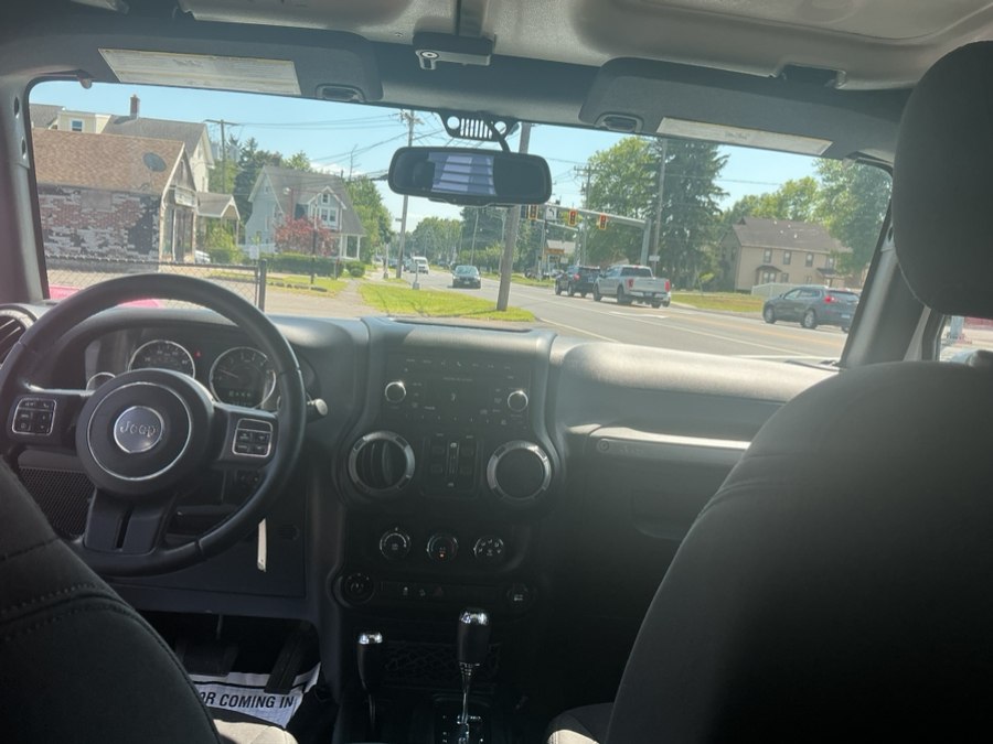 2017 Jeep Wrangler Unlimited Sport S - Photo 13