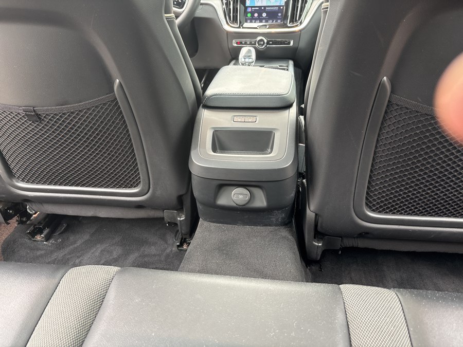 2024 Volvo S60 Plus - Photo 11