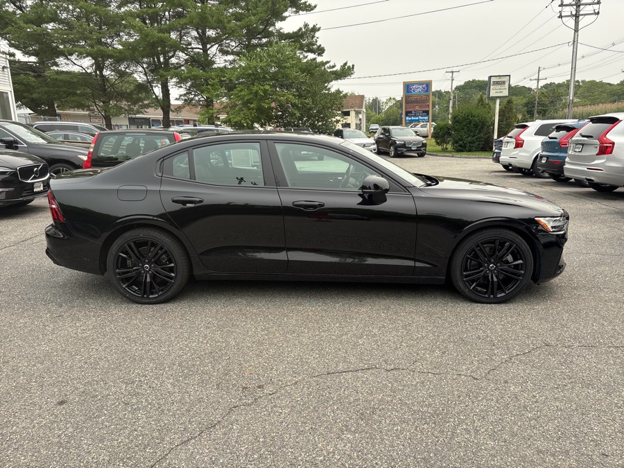 2024 Volvo S60 Plus - Photo 3